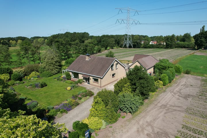 Photo 3 of Hemelweg 1