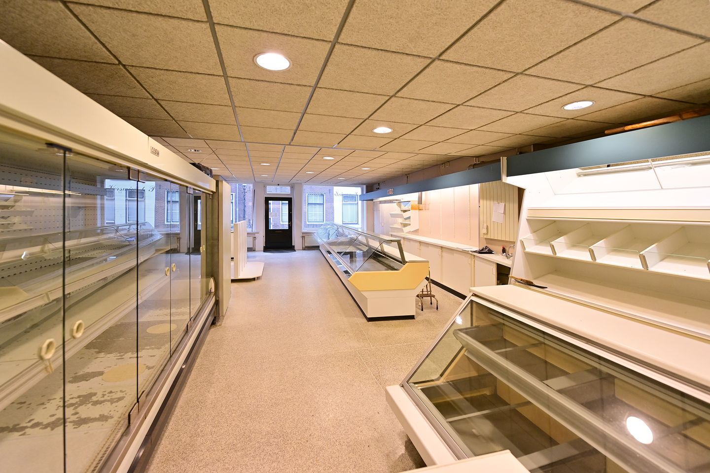 View photo 4 of Sluisstraat 7