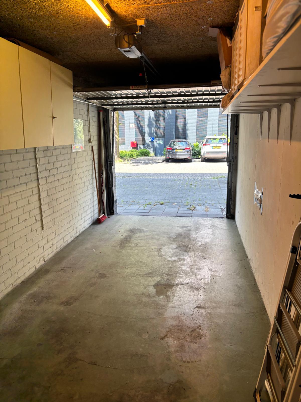 Photo 24 of Bertrand Russellstraat 44