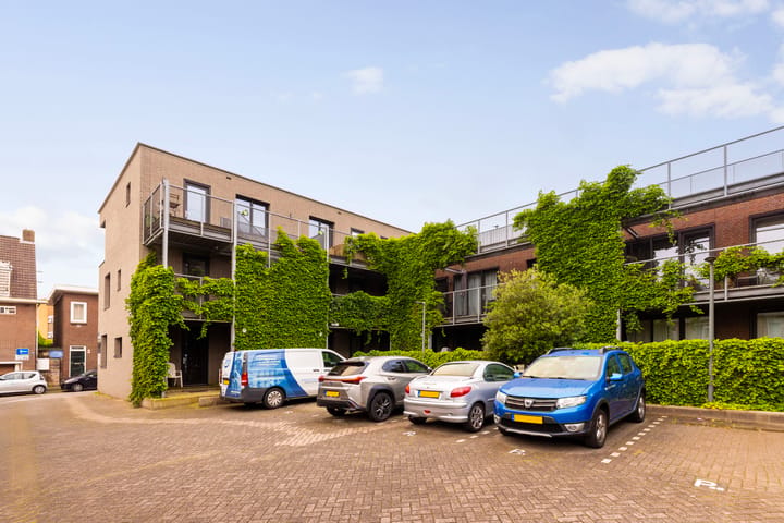 Photo 5 of Reinaldstraat 9