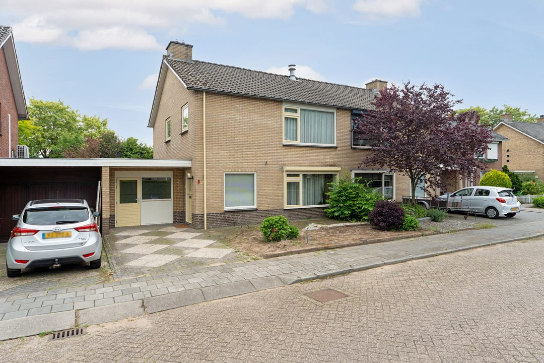 Photo 62 of Domela Nieuwenhuisstraat 5