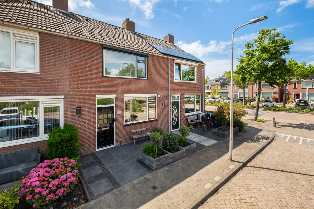 Foto 7 van Jade 4