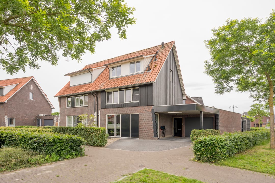 Photo 1 of Vlinderlaan 138