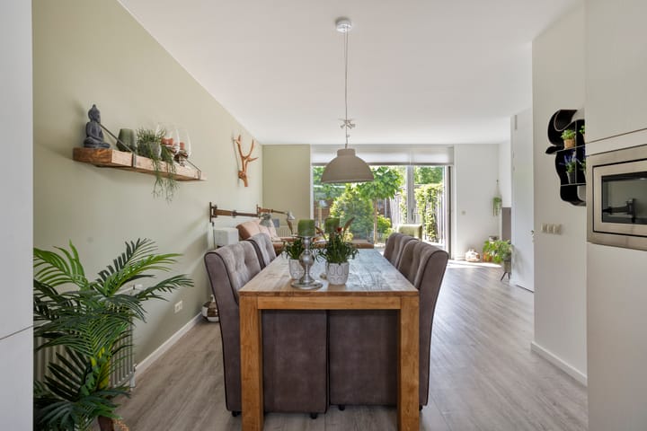 Tussenwoning te koop: Runmolenlaan 8, Lochem