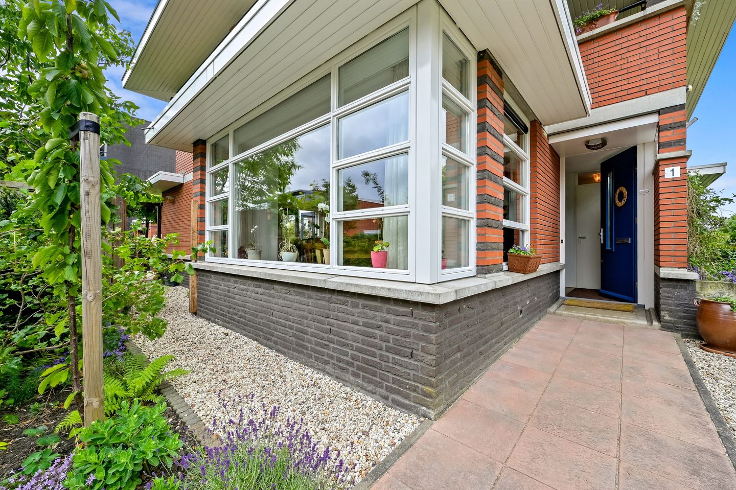 Photo 5 of Voorstondenstraat 1