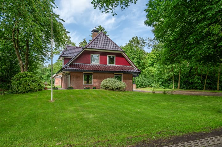 Foto 4 van Veelerweg 6
