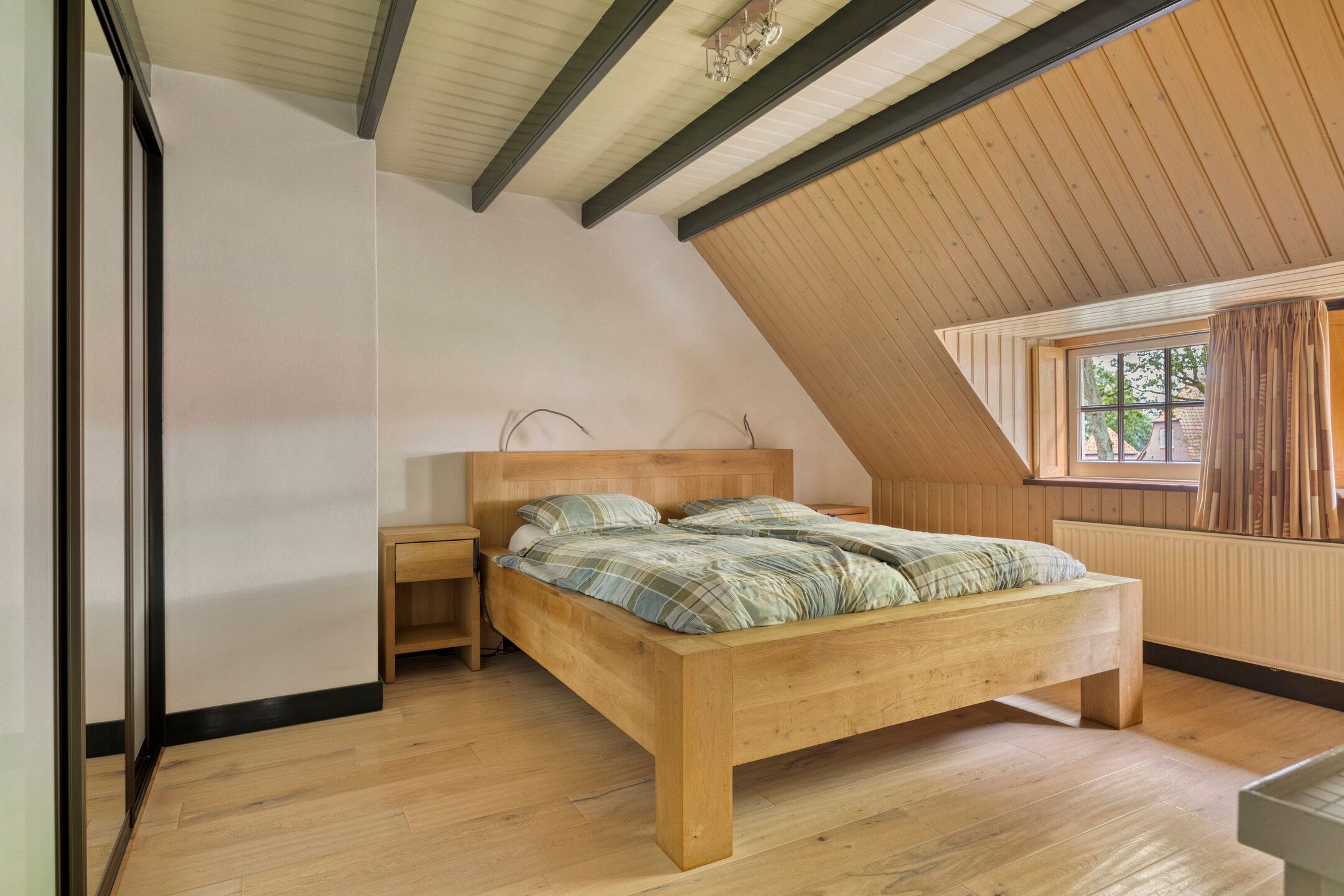 Foto 45 van Vloeieind 4