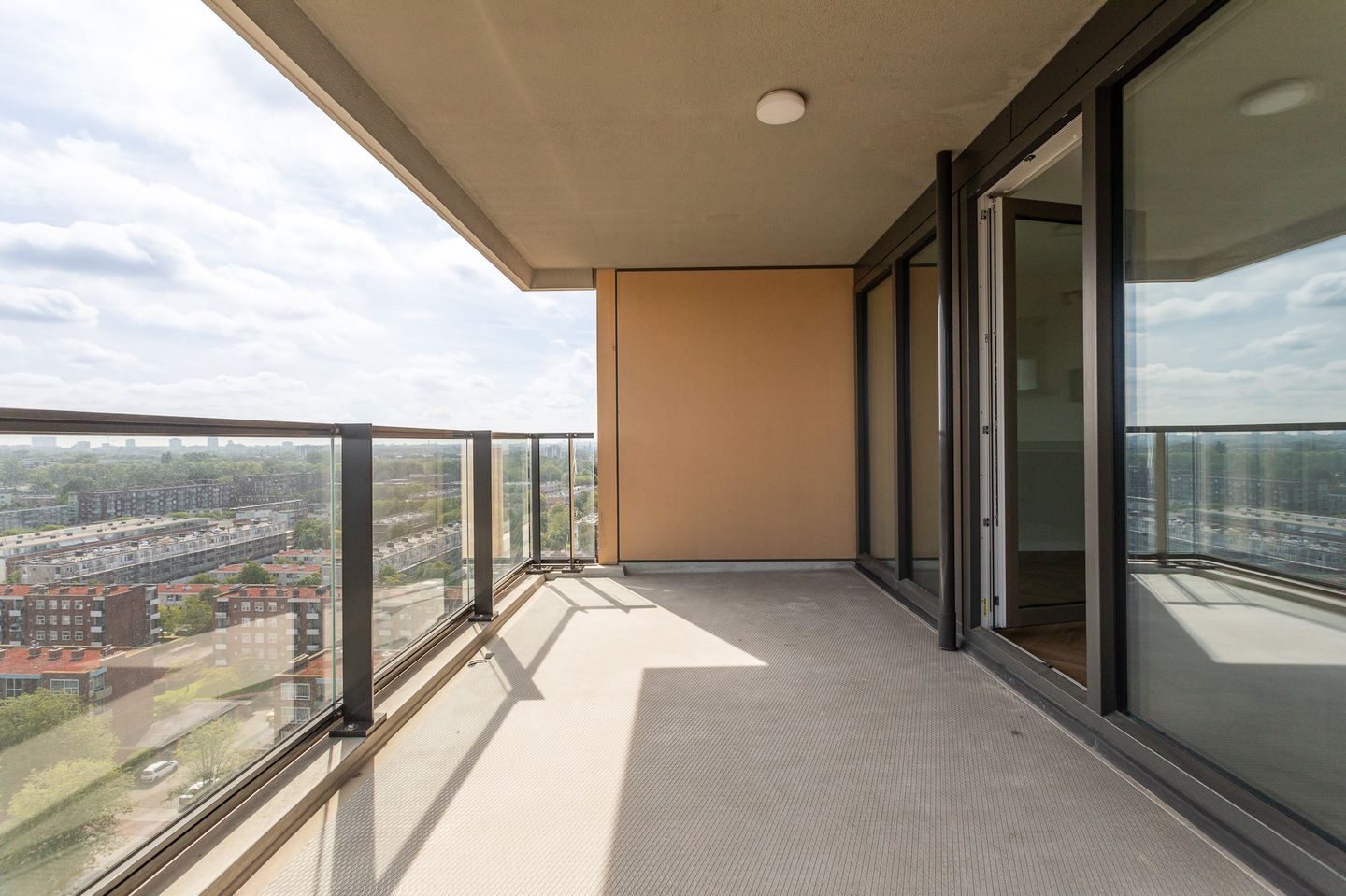 Photo 10 of Randveen 618