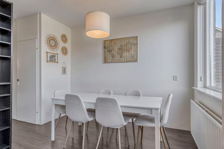 Tussenwoning te koop: Rijkenspad 23, Goes