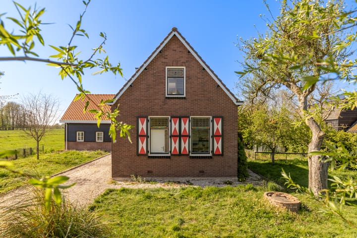 Photo 4 of Achterbroek 3