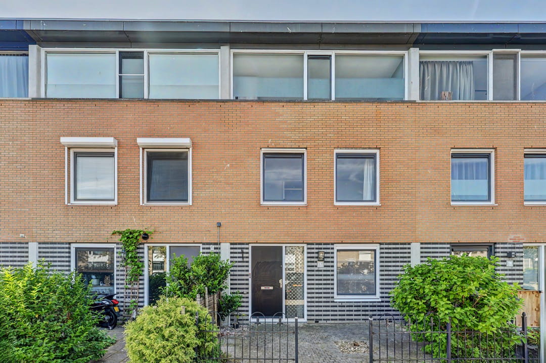 Photo 1 of Mahatma Gandhistraat 64