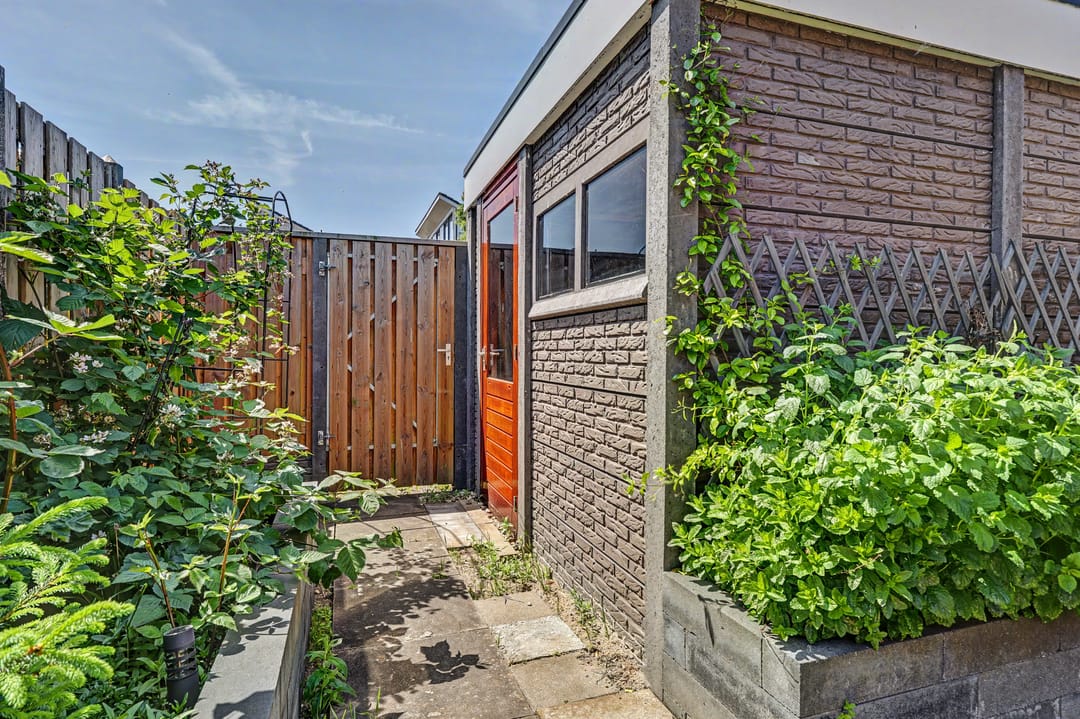 Photo 41 of Mahatma Gandhistraat 64