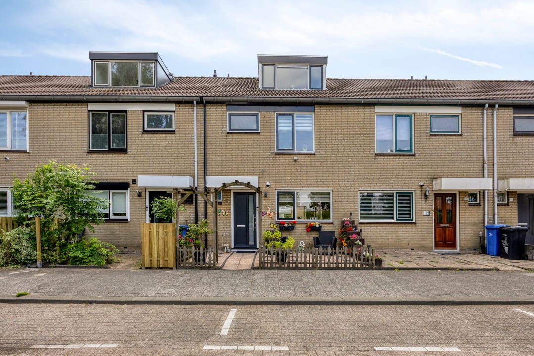 Foto 1 van Middenbaan-Zuid 556