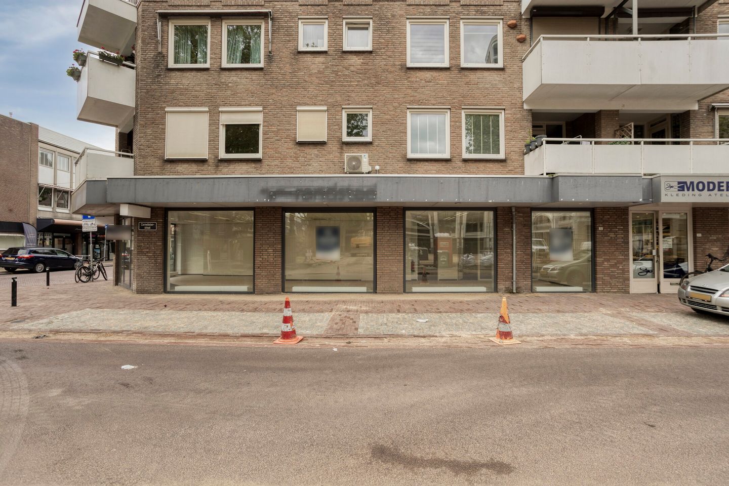 View photo 2 of Walstraat 3