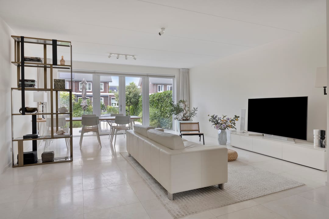 Photo 2 of Mierikswortel 28