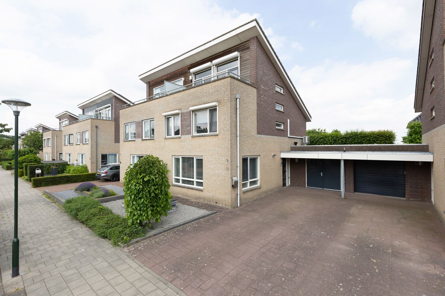 Foto 1 van Bunzinghage 47
