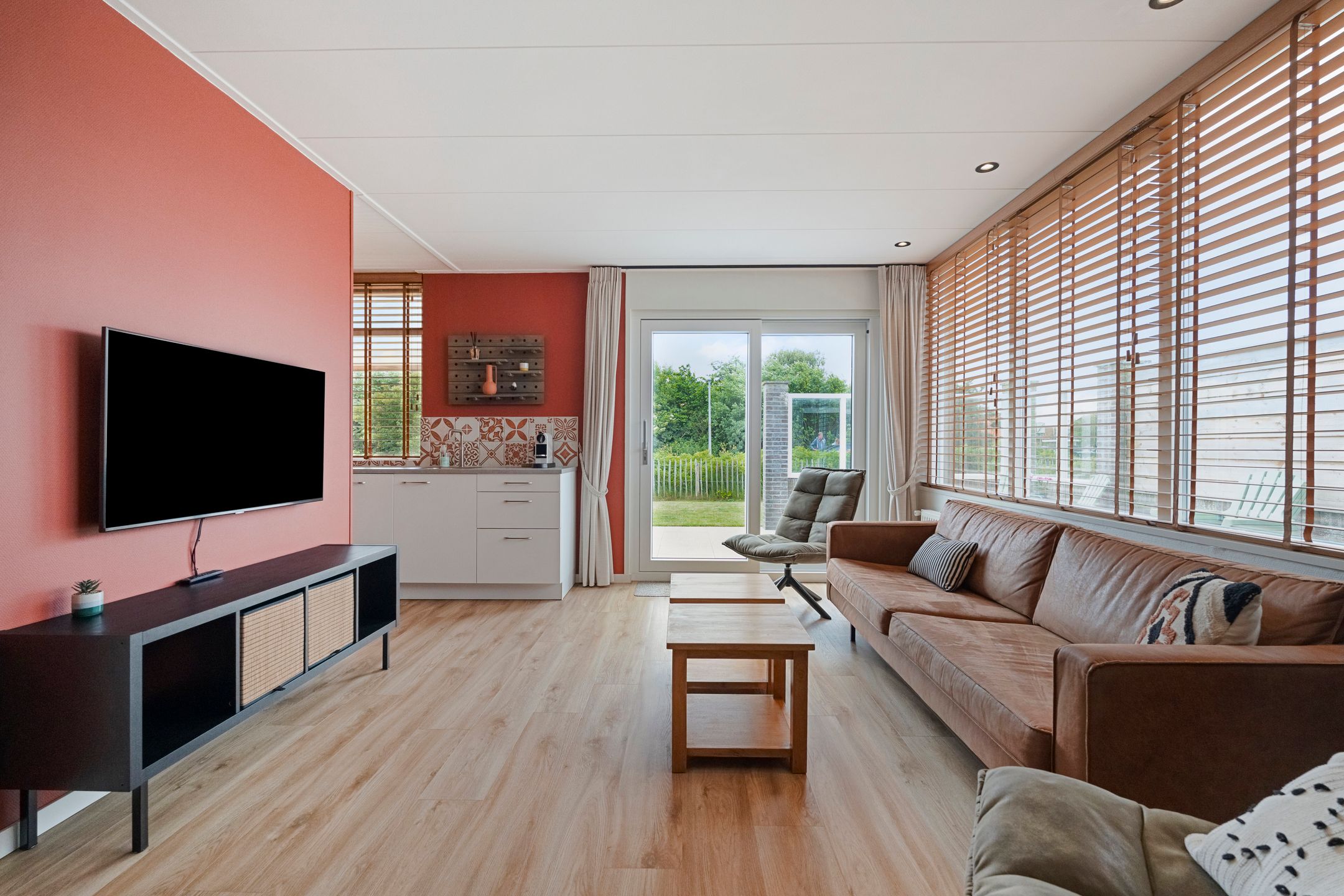 3-bedroom freehold villa in Julianadorp — photo 4 of 5