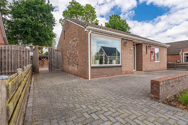 Photo 4 of Oosterstraat 28-A