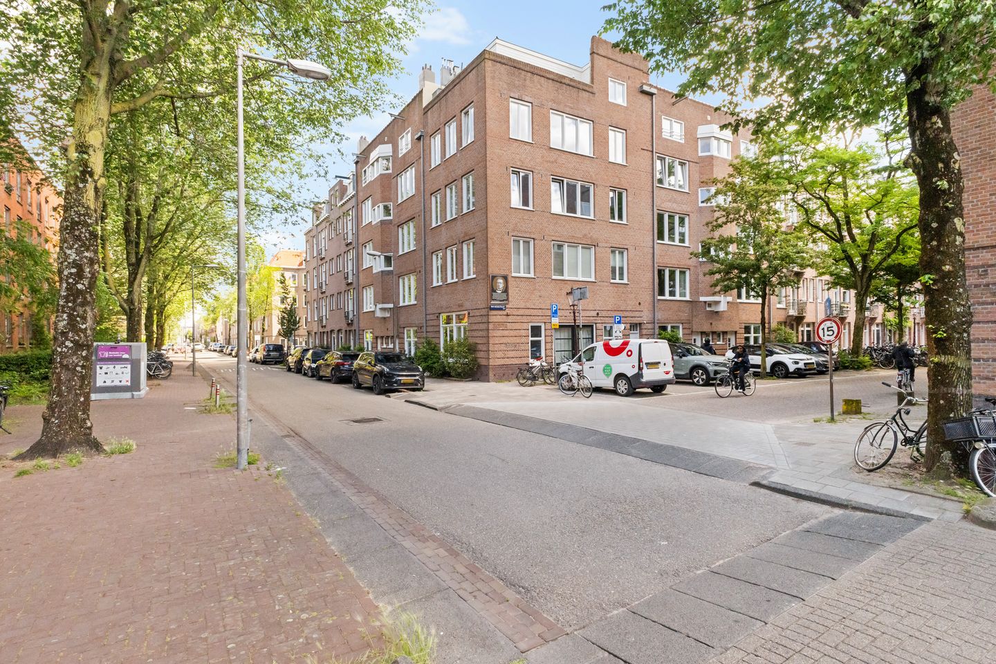 Foto 35 van Van Hogendorpstraat 899
