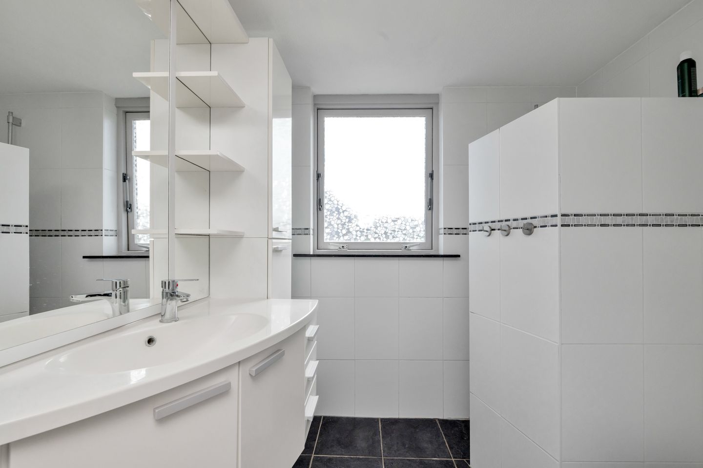 Photo 20 of Piet Blokkerstraat 8