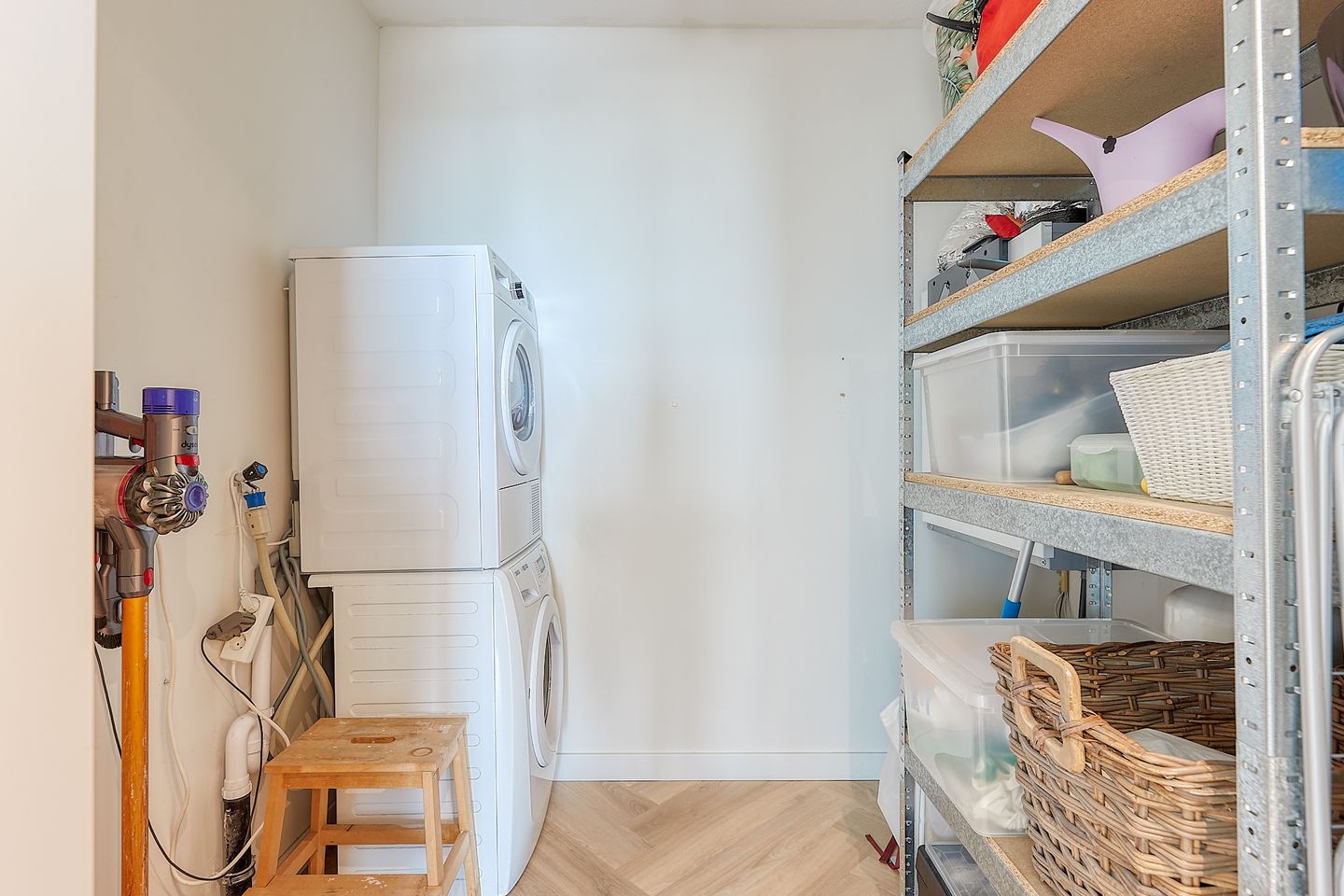 Photo 29 of Waldorpstraat 1744