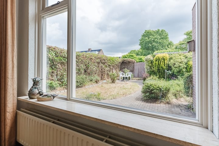 Hoekwoning te koop: De Mommers 12, Waalre