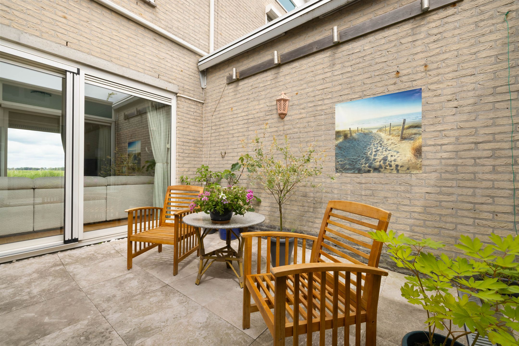 Photo 18 of Claude Debussystraat 25