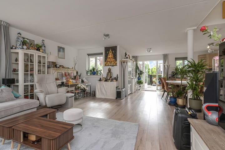 Hoekwoning te koop: Maria van Wilsveenhof 32, Nootdorp