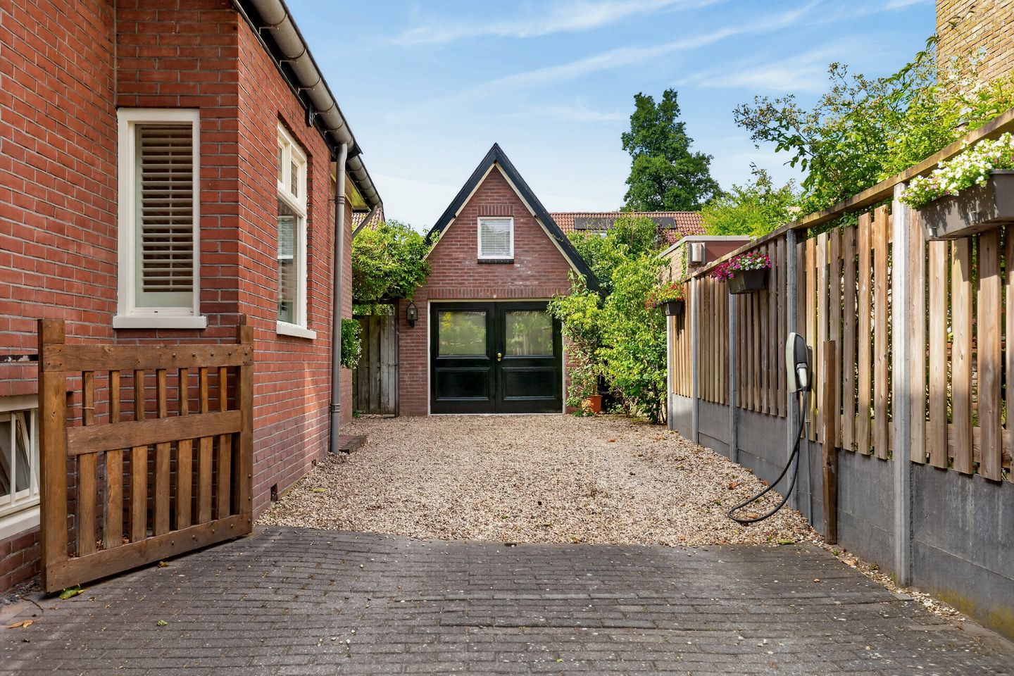 Foto 44 van Westenenkerzijweg 10