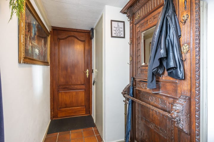 Vrijstaande woning te koop: Kromme Elleboog 2, Sauwerd
