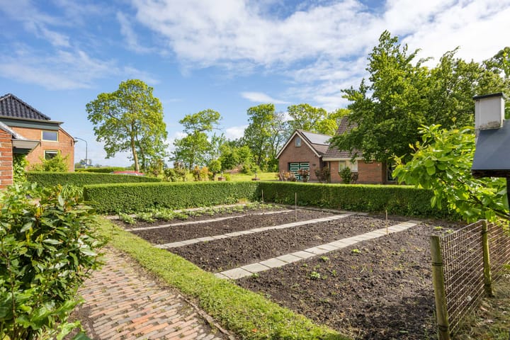 Vrijstaande woning te koop: Kromme Elleboog 2, Sauwerd