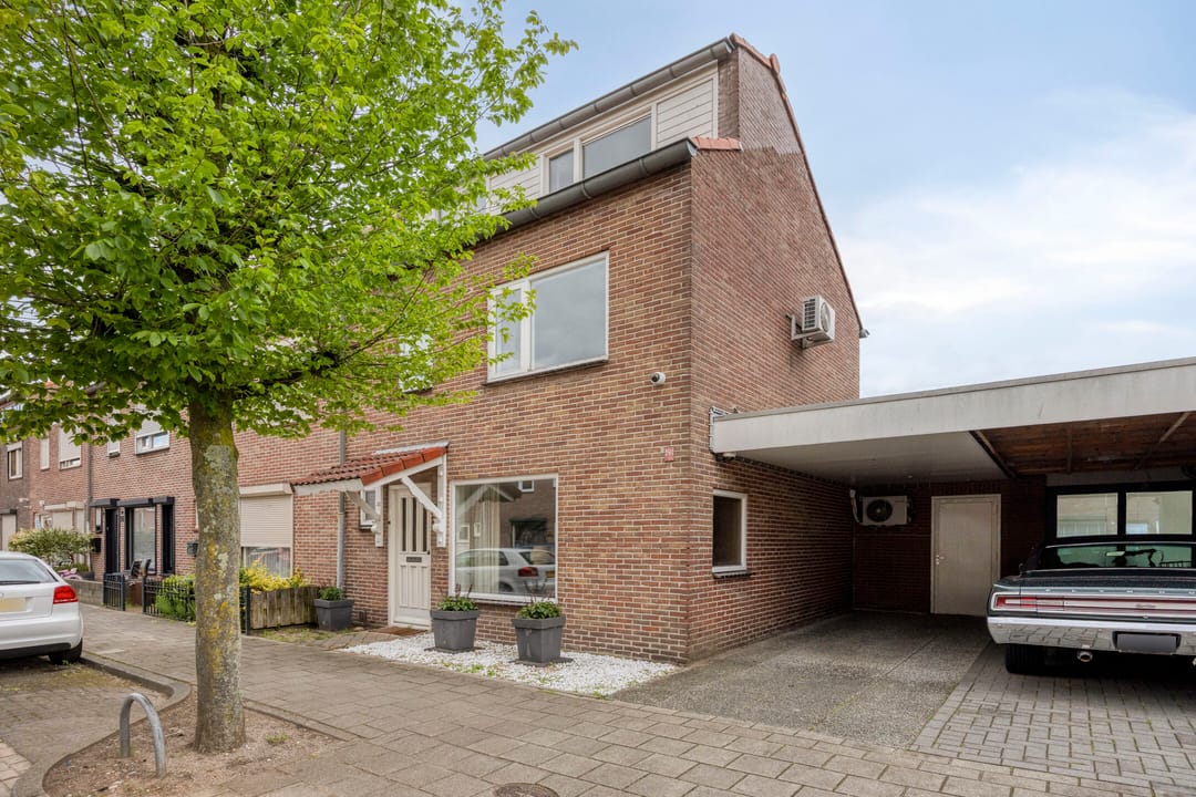 Photo 1 of Vogelpoelstraat 26