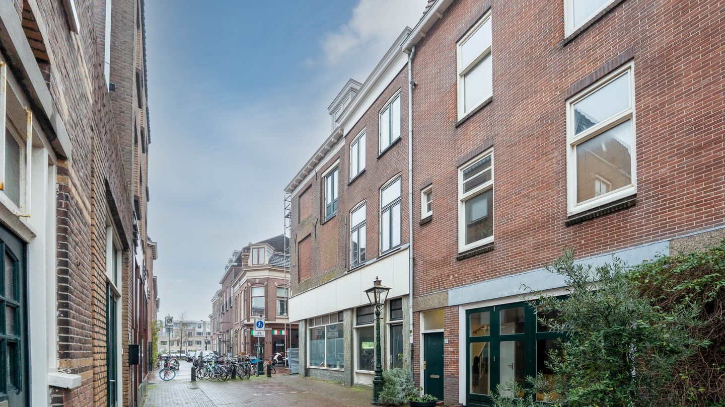 Photo 4 of Haarlemmerstraat 313-F