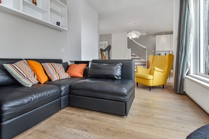 Tussenwoning te koop: Aïdaschouw 36, Zoetermeer