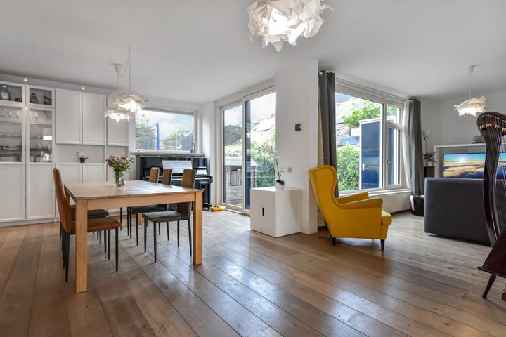 Tussenwoning te koop: Aïdaschouw 36, Zoetermeer