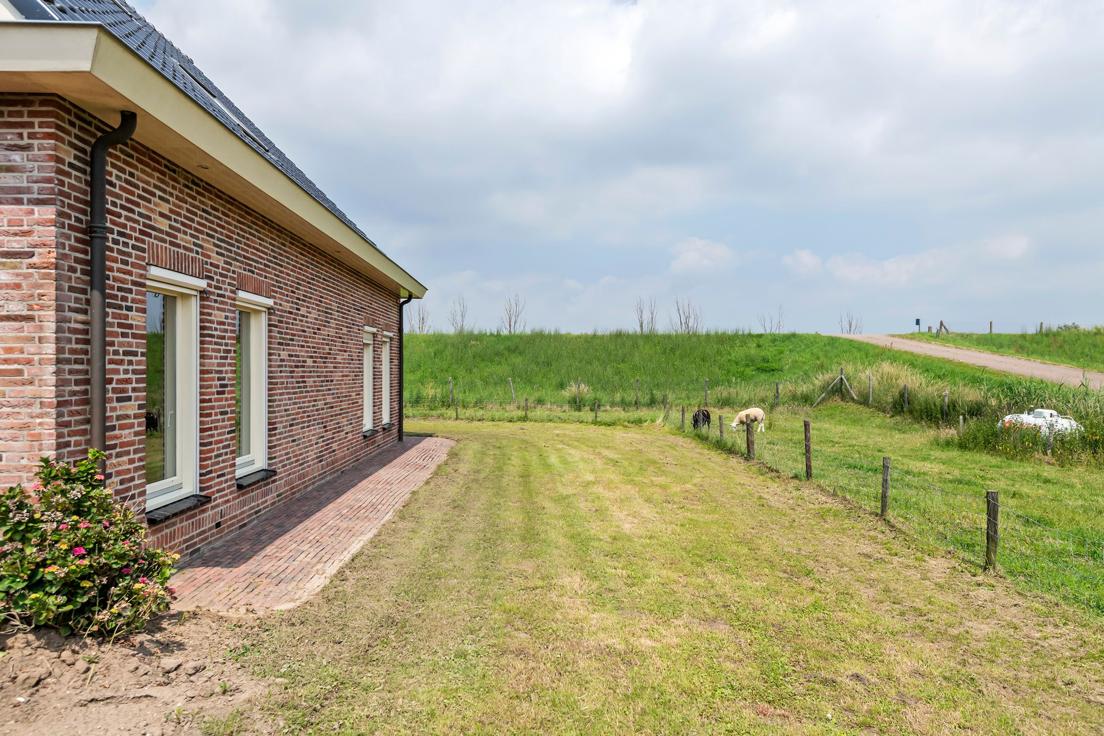 Photo 21 of Rijnbandijk 17