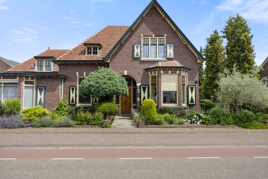 Photo 91 of Grotestraat 11