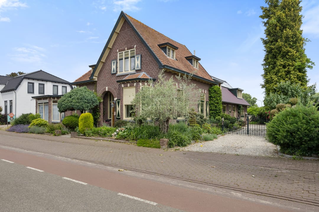 Photo 88 of Grotestraat 11