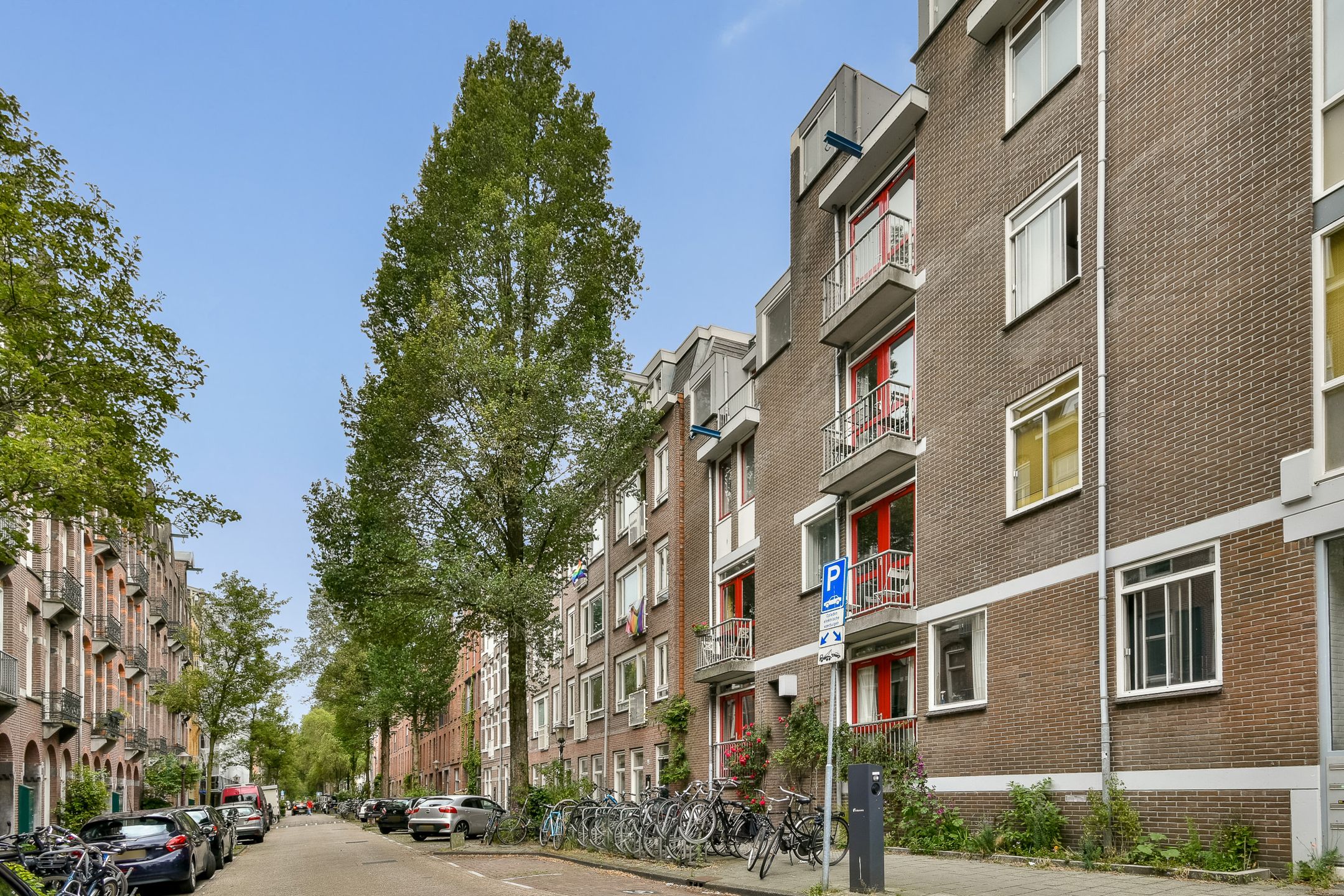 Foto 18 van Vrolikstraat 459