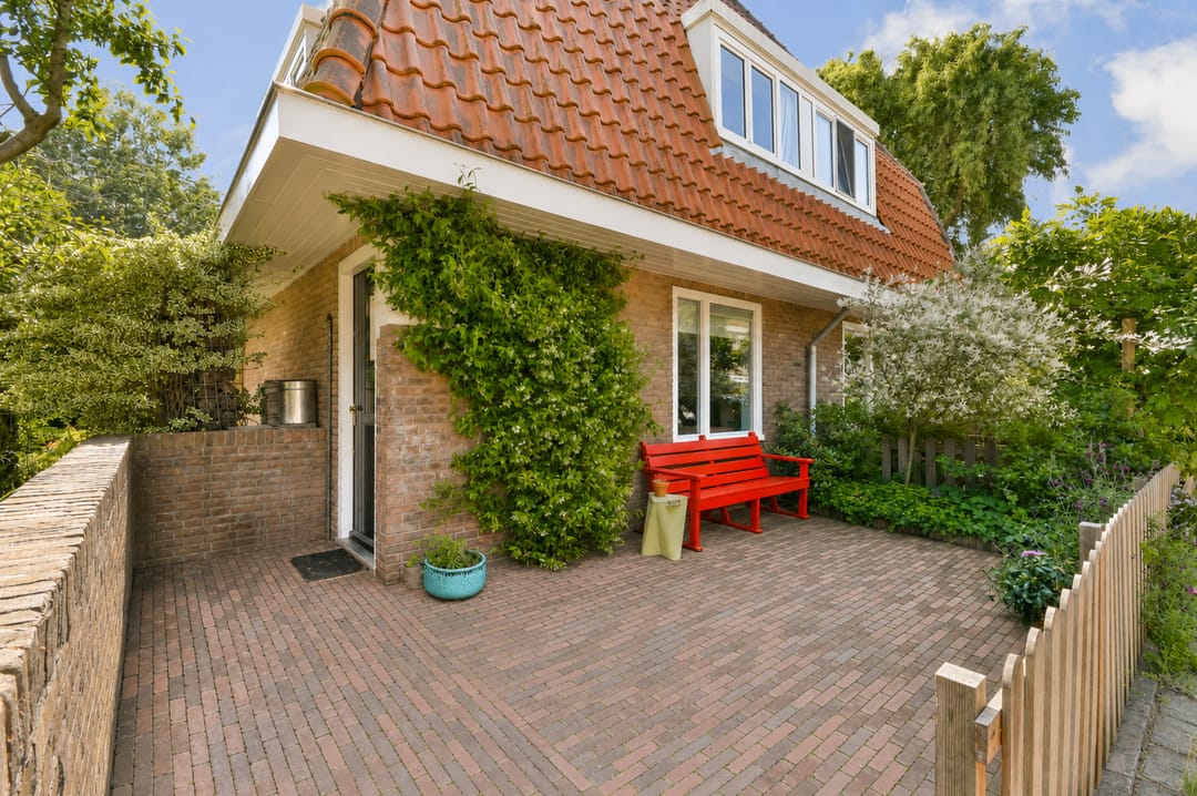 Photo 2 of Zwaagstraat 34