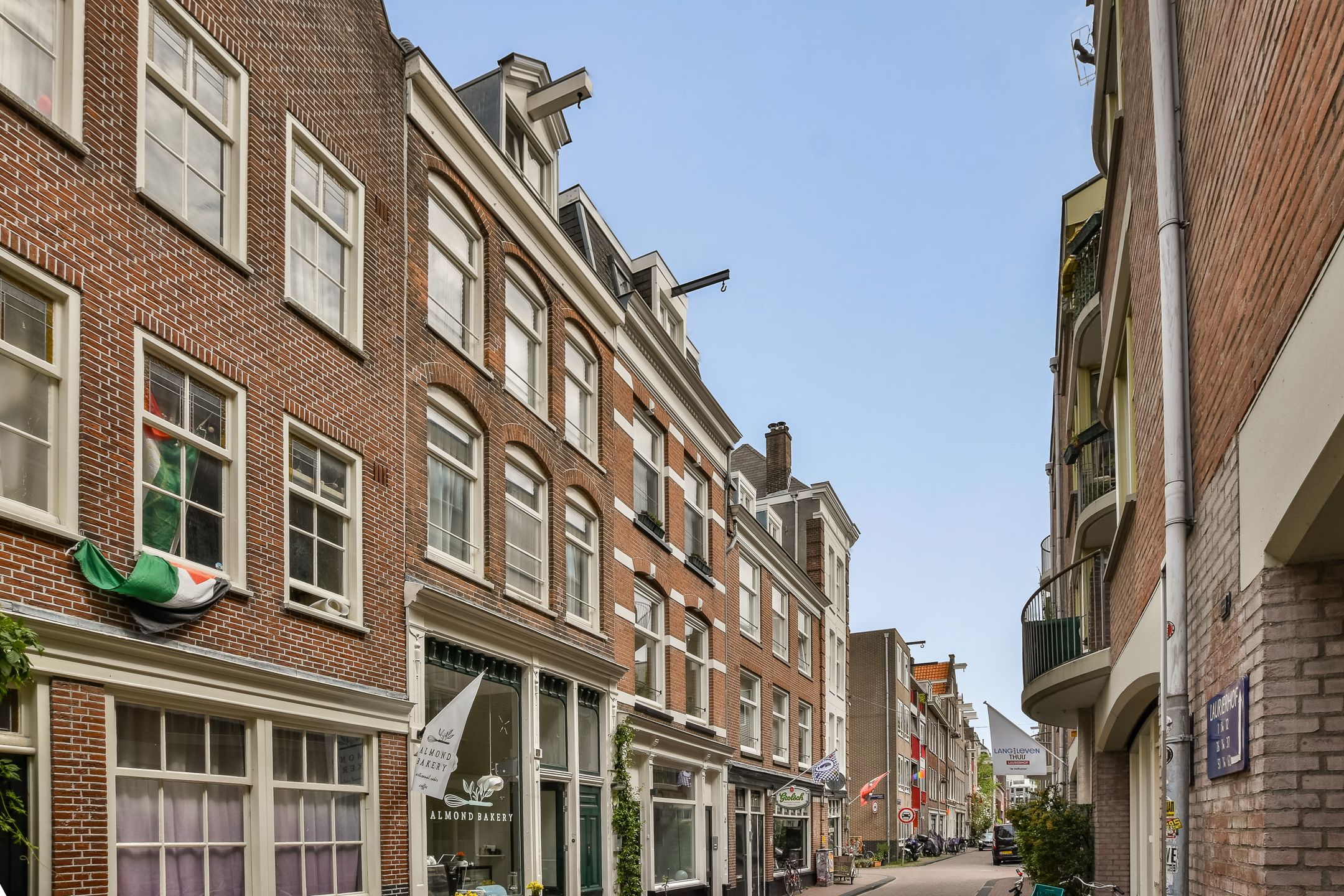 Foto 15 van Eerste Laurierdwarsstraat 15-1