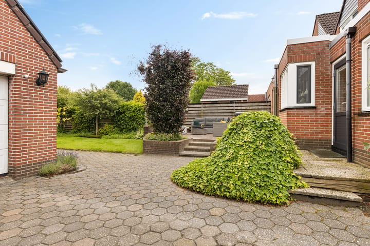 Hoekwoning te koop: Koestraat 16, Farmsum