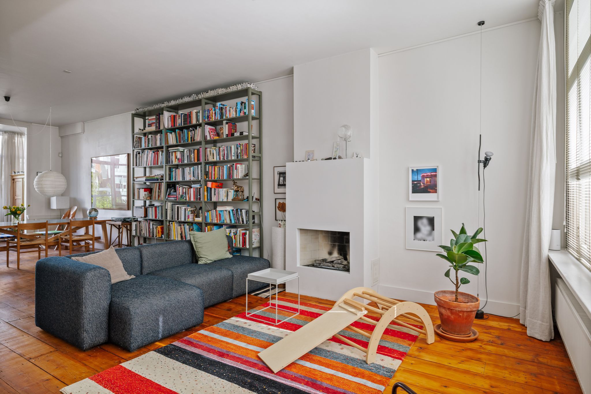 Photo 9 of Van Diemenstraat 169