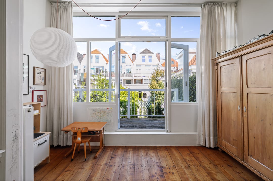 Photo 16 of Van Diemenstraat 169