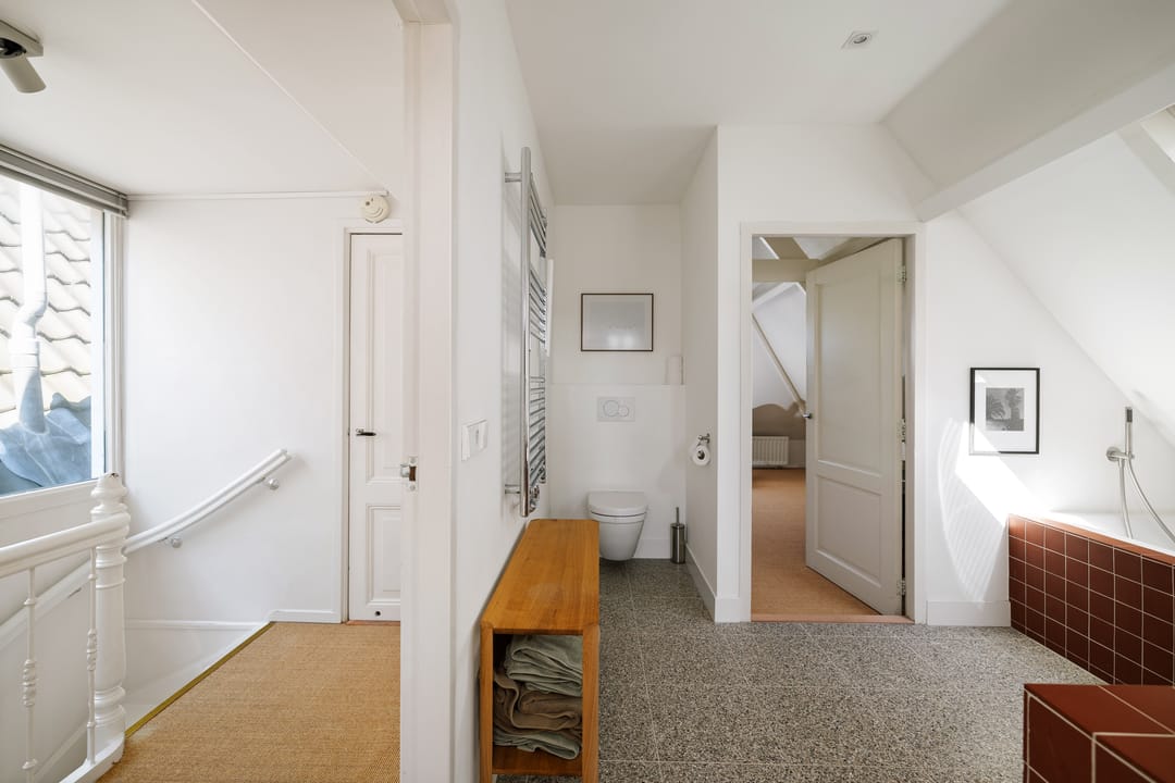 Photo 37 of Van Diemenstraat 169