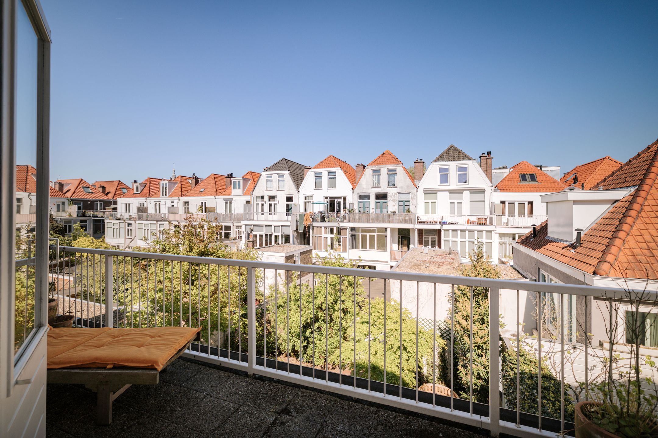 Photo 24 of Van Diemenstraat 169