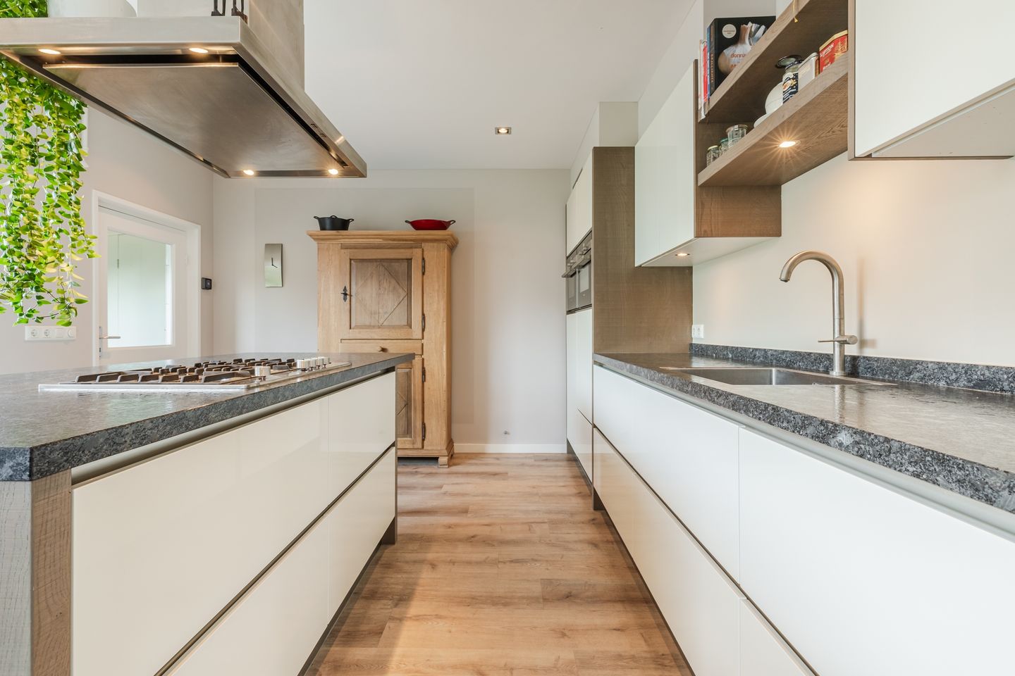 Photo 10 of Willem de Zwijgerstraat 17