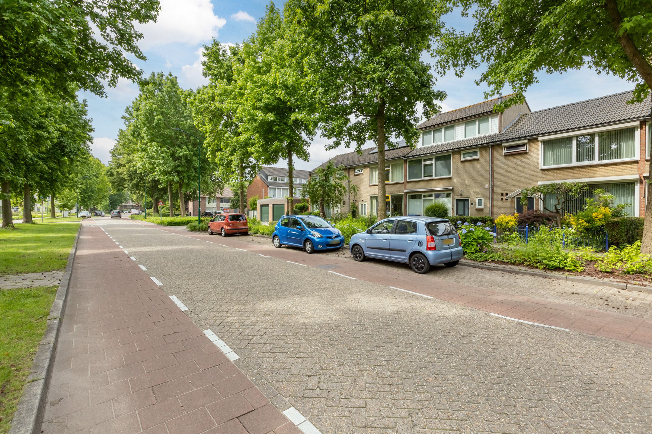 Photo 33 of Planetenstraat 8