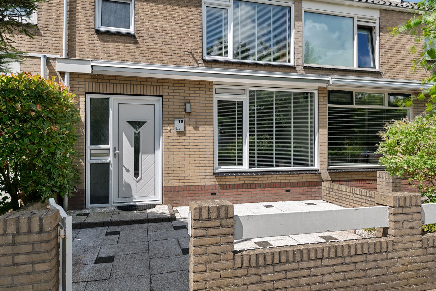 Photo 34 of Narcisstraat 18