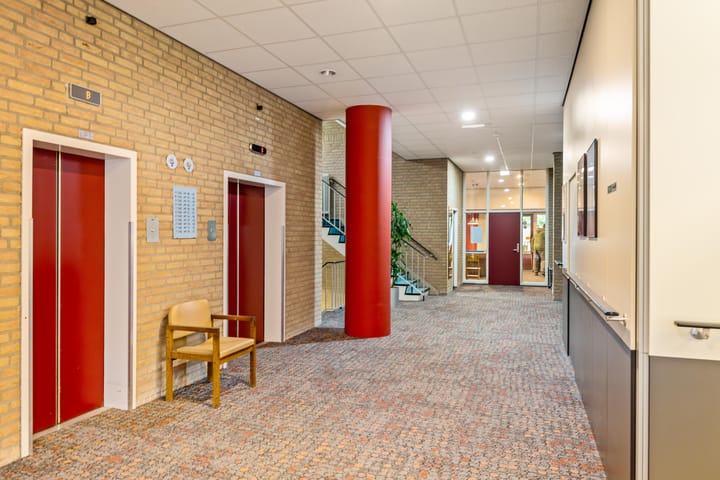 Foto 4 van Helper Brink 61-183